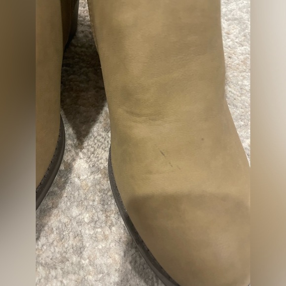 Jbu Women's Triumph Boots Taupe Color Side Zip- JB17TRI54 Size 8.5M - Picture 9 of 13